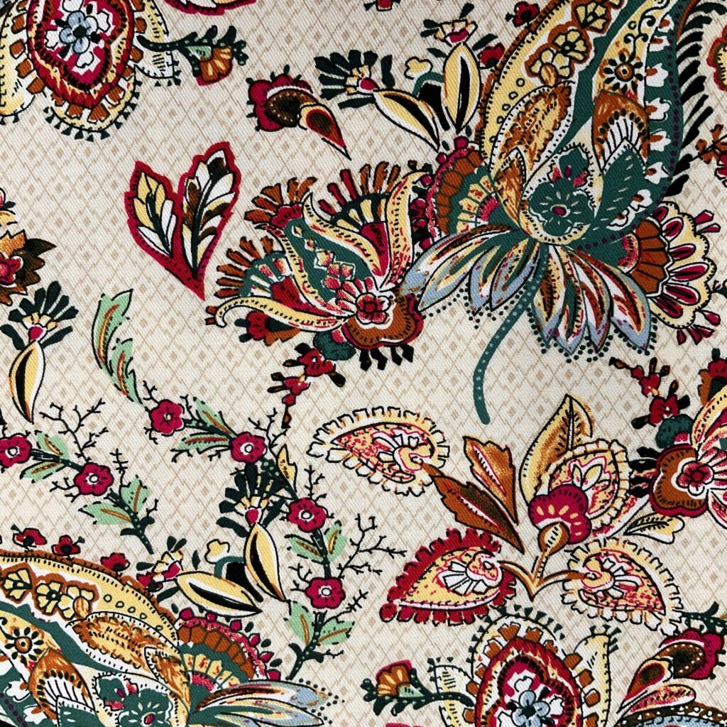 A VISCOSE TWILL FANTASIA CREAM IMG_6359