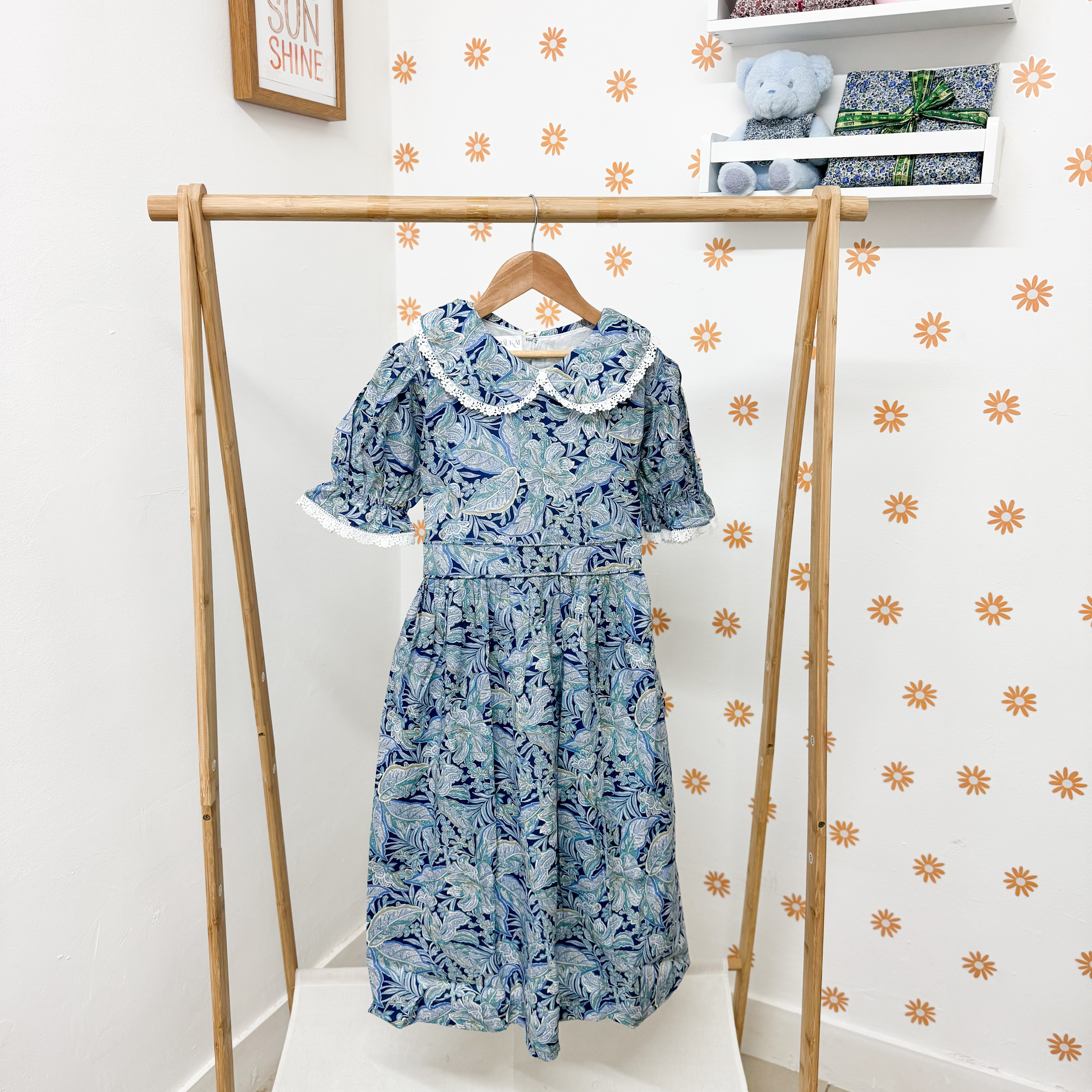 Floral Dress -(10-12 Years old )